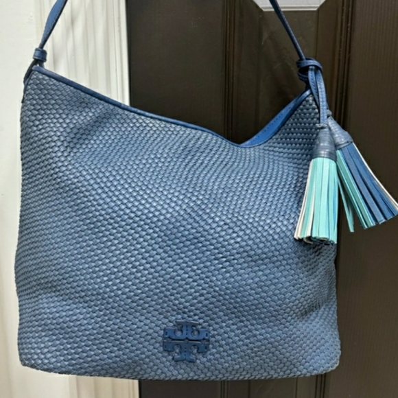 Tory Burch Thea Woven Shoulder Bag - Picture 4 of 14